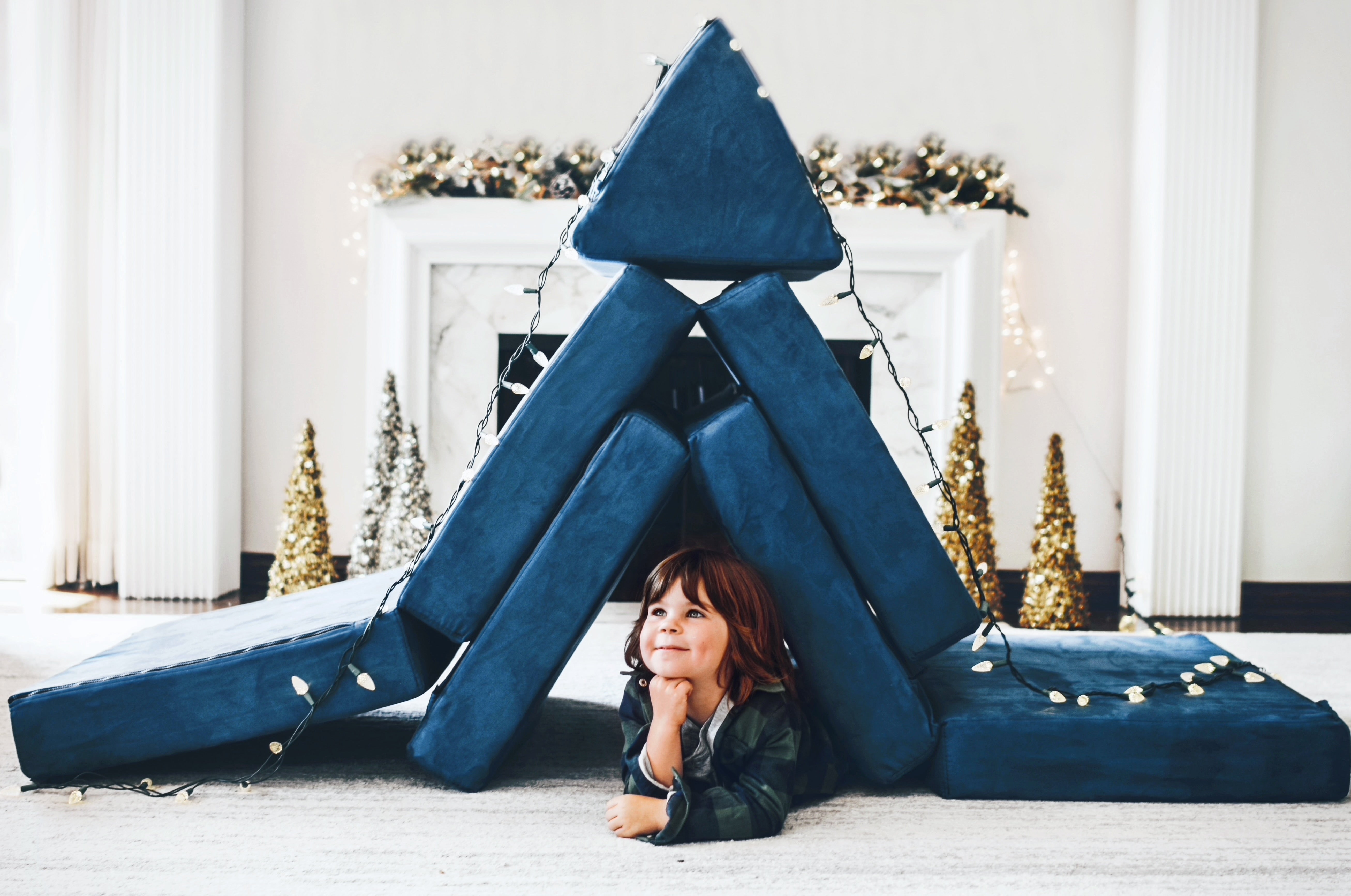 The Ocean Blue LeoMat™ is a foldable play mat for kids of all ages